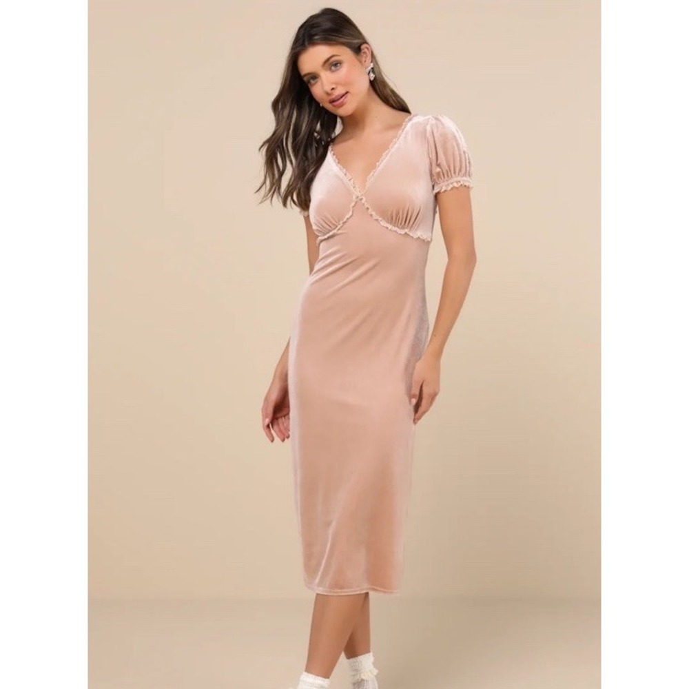 Lulus Velvet Short Puff Sleeves Midi Dress Size L Tan Blush